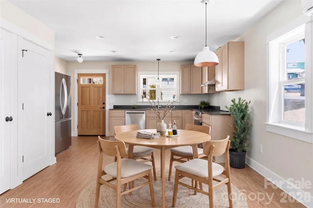 21 Fireside Drive Asheville, NC 28806