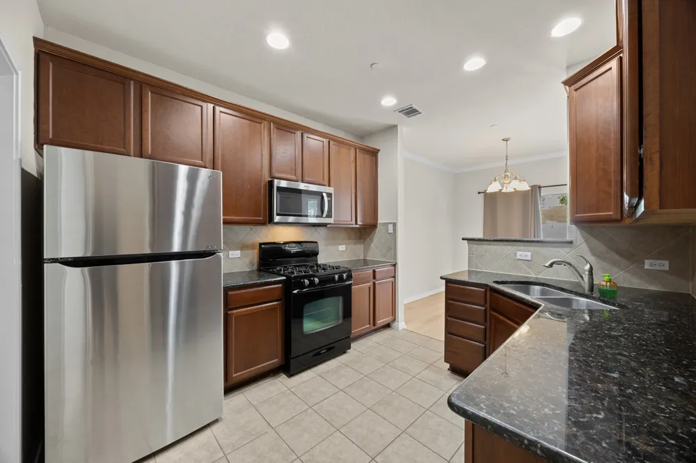 700 Mandarin Flyway #2002 Cedar Park, TX 78613