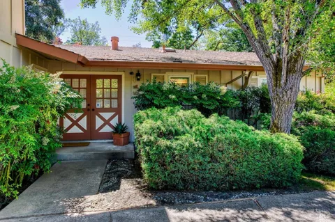 1454 Escalero Road