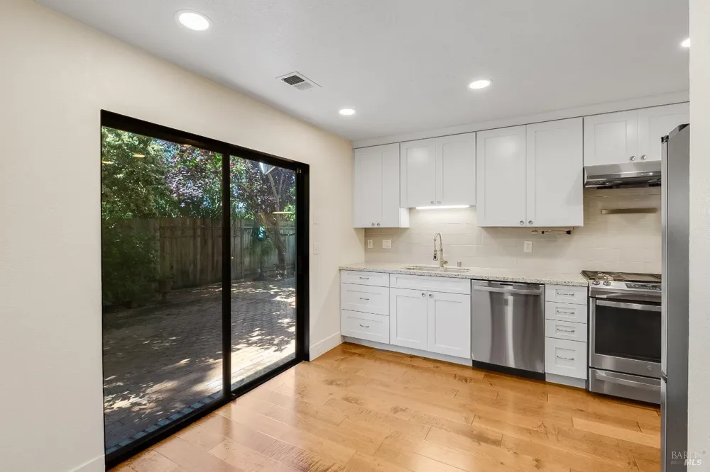 528 Laurel Court Benicia, CA 94510