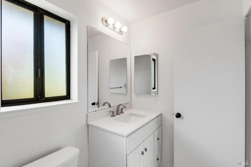528 Laurel Court Benicia, CA 94510
