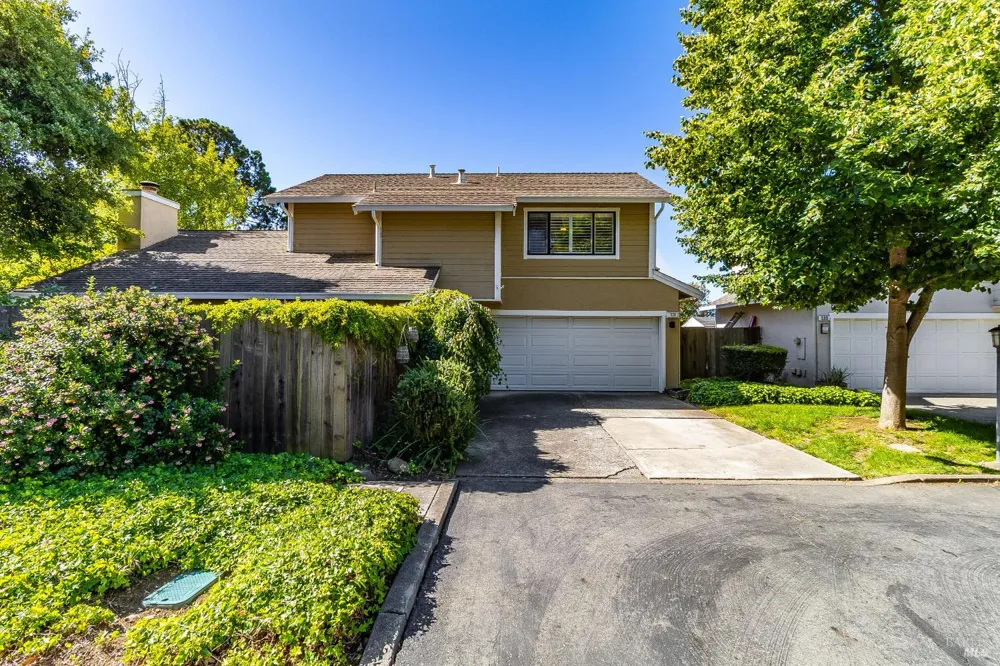 528 Laurel Court Benicia, CA 94510