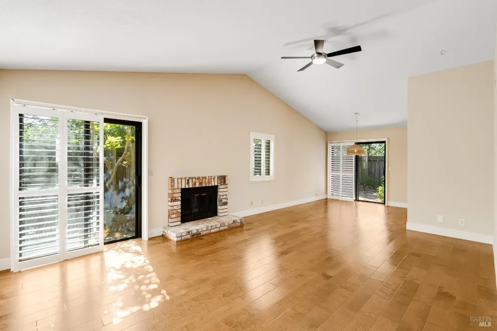 528 Laurel Court Benicia, CA 94510