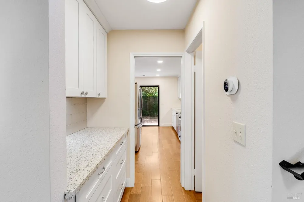528 Laurel Court Benicia, CA 94510