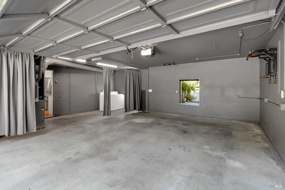 528 Laurel Court Benicia, CA 94510