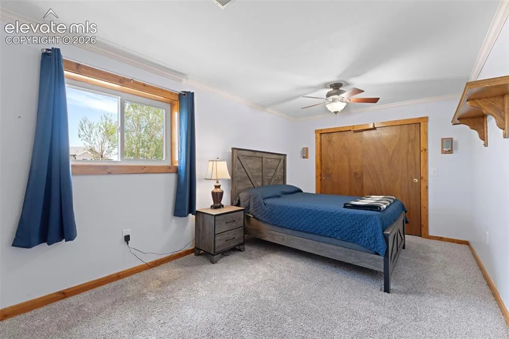 8191 Sun Country Drive Elizabeth, CO 80107