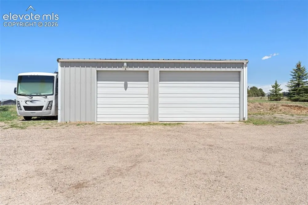 8191 Sun Country Drive Elizabeth, CO 80107