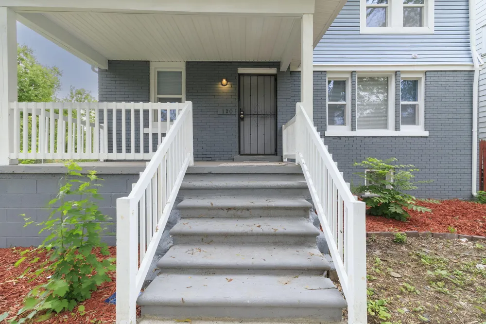 120 Woodland Street Detroit, MI 48202