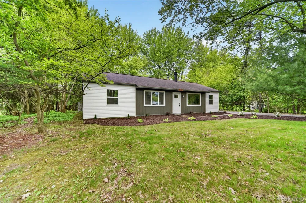 1609 Gilcrest Avenue East Lansing City, MI 48823
