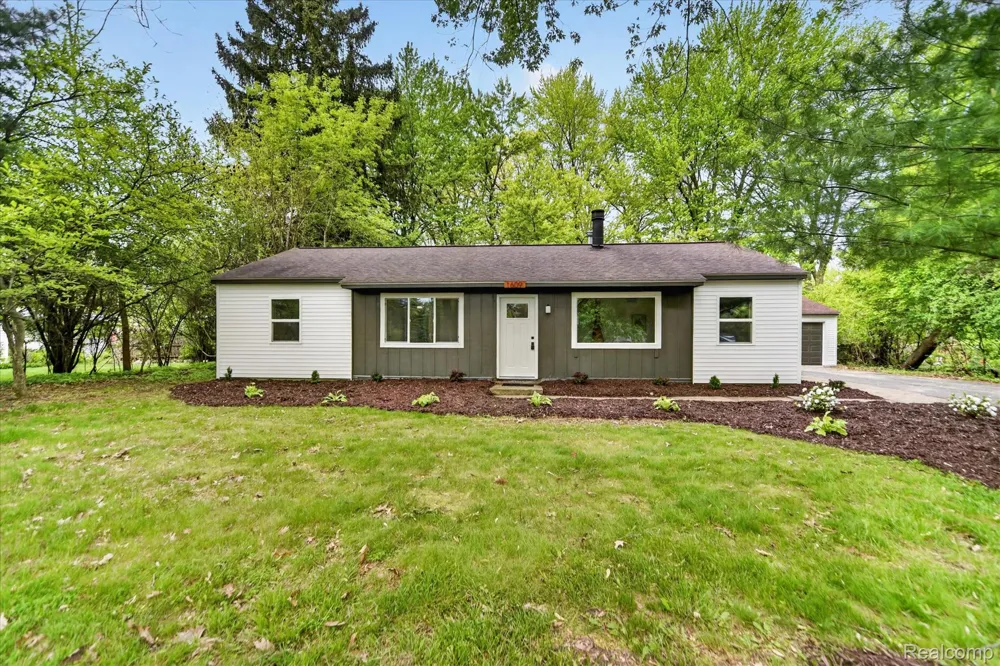 1609 Gilcrest Avenue East Lansing City, MI 48823
