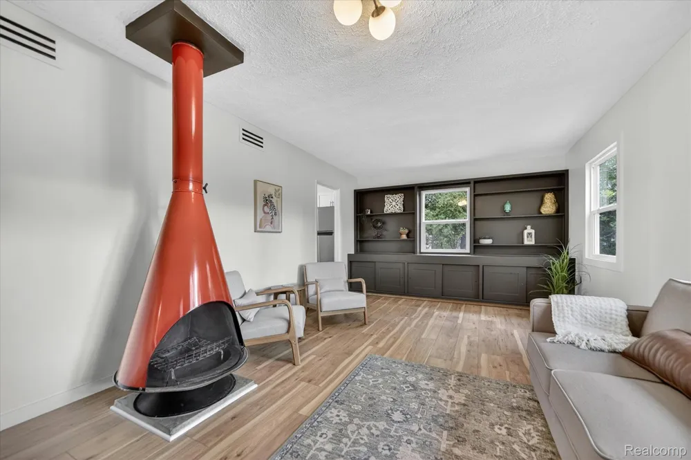 1609 Gilcrest Avenue East Lansing City, MI 48823