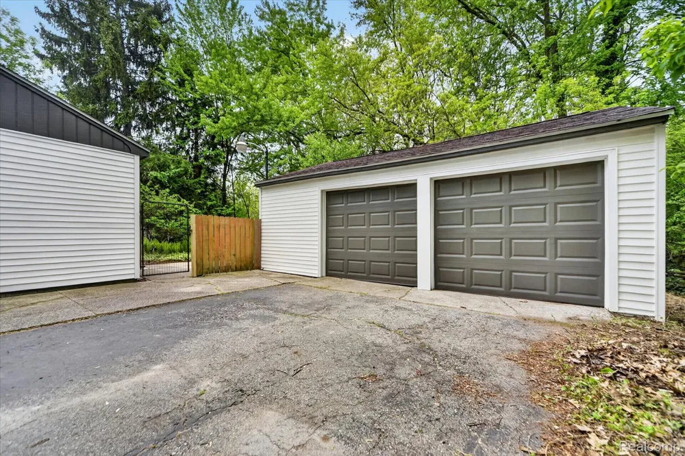1609 Gilcrest Avenue East Lansing City, MI 48823