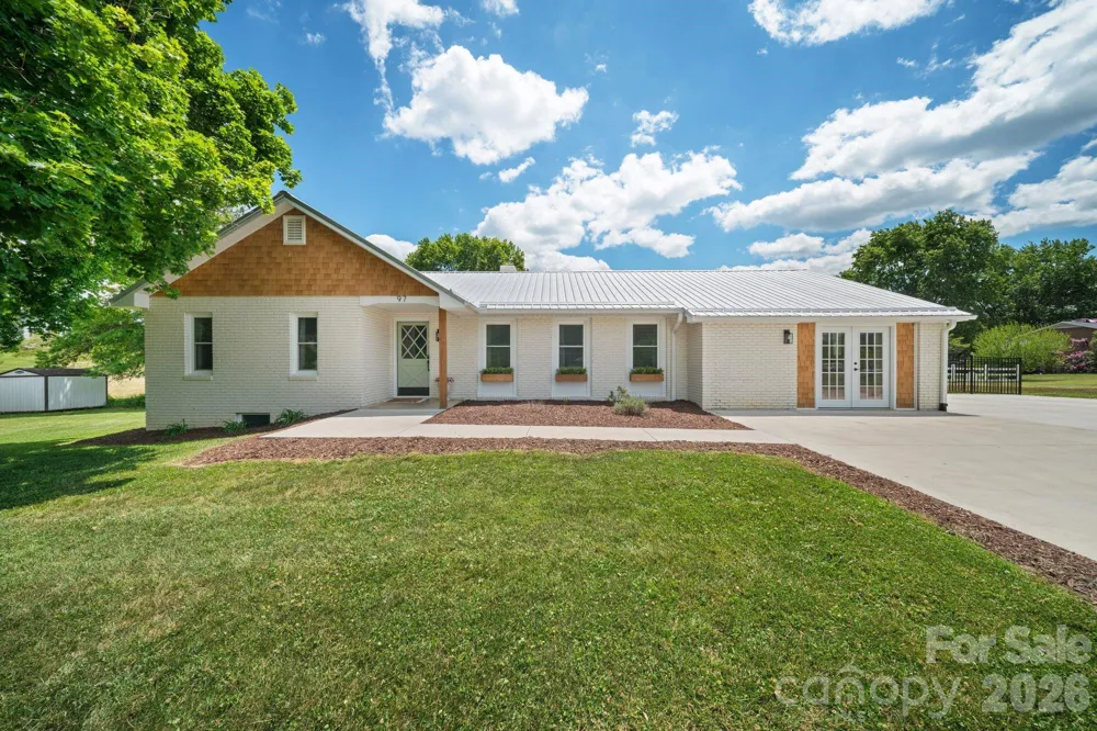 97 Paul Holland Road Canton, NC 28716