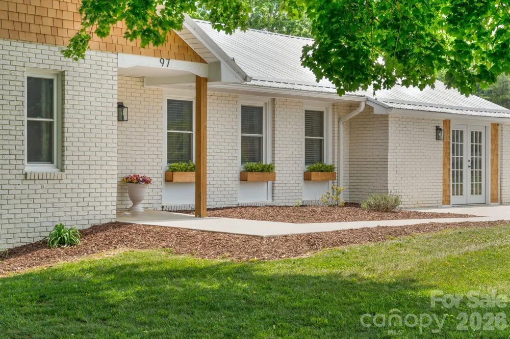 97 Paul Holland Road Canton, NC 28716