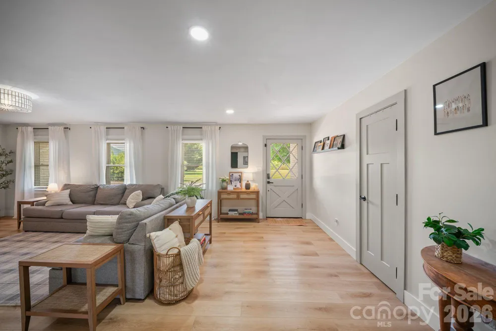 97 Paul Holland Road Canton, NC 28716