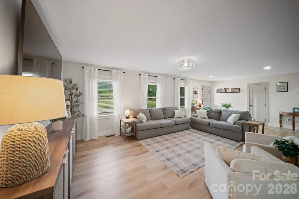 97 Paul Holland Road Canton, NC 28716