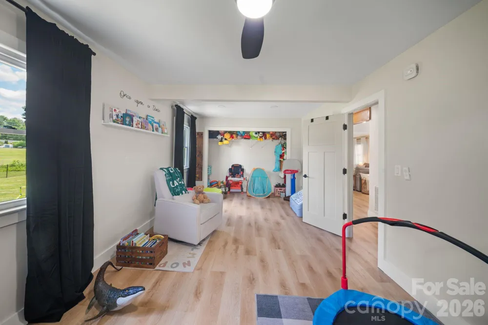 97 Paul Holland Road Canton, NC 28716