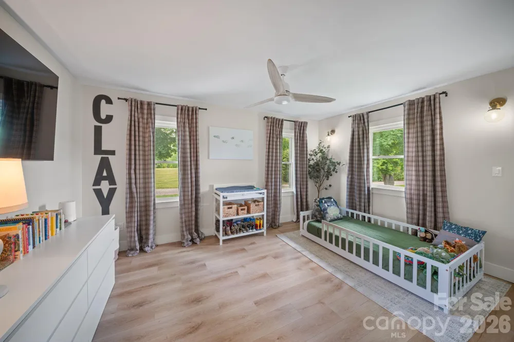 97 Paul Holland Road Canton, NC 28716