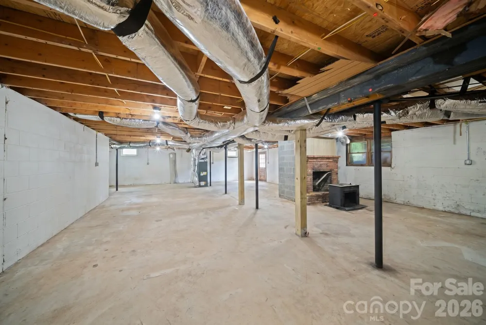 97 Paul Holland Road Canton, NC 28716