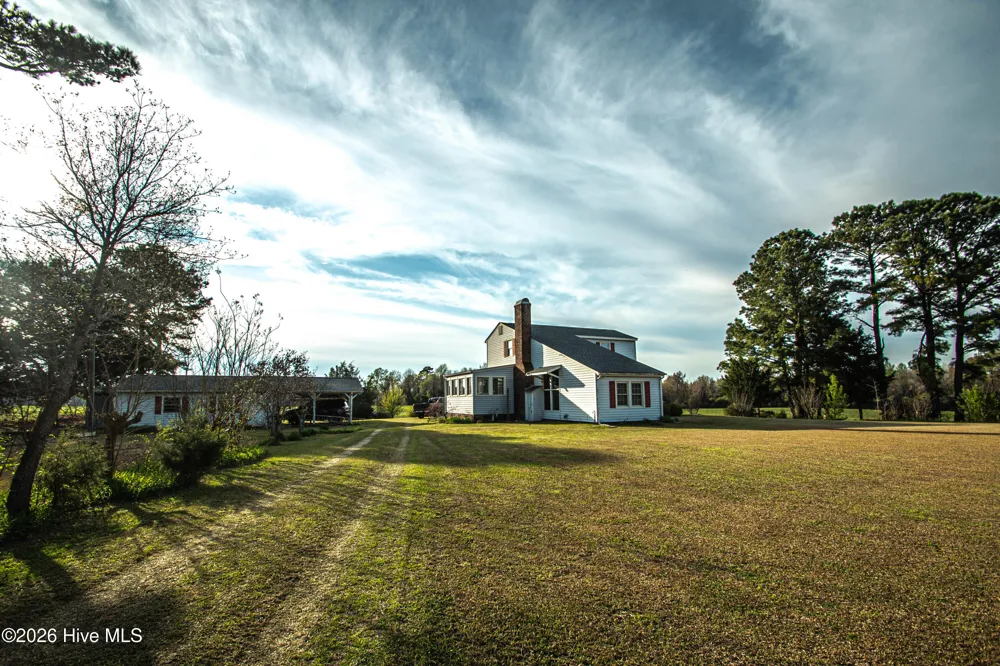 8564 S Nc 41 Highway Wallace, NC 28466