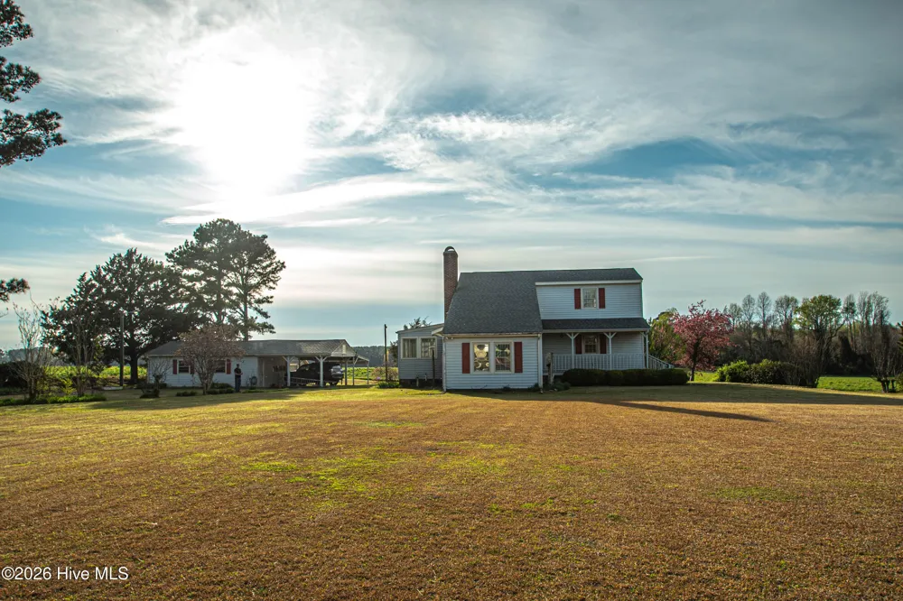 8564 S Nc 41 Highway Wallace, NC 28466