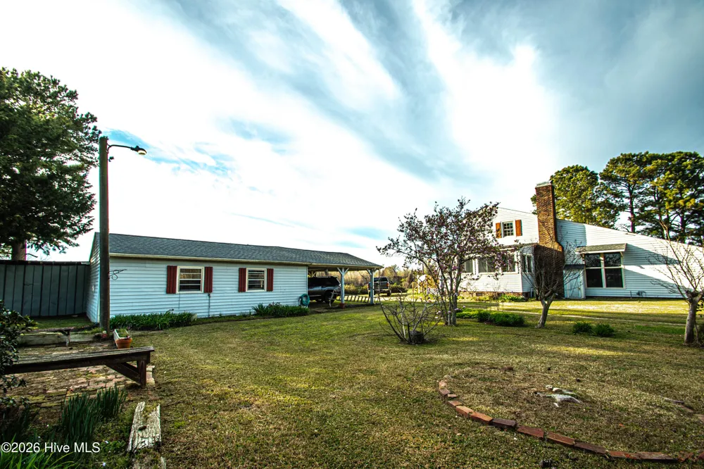 8564 S Nc 41 Highway Wallace, NC 28466