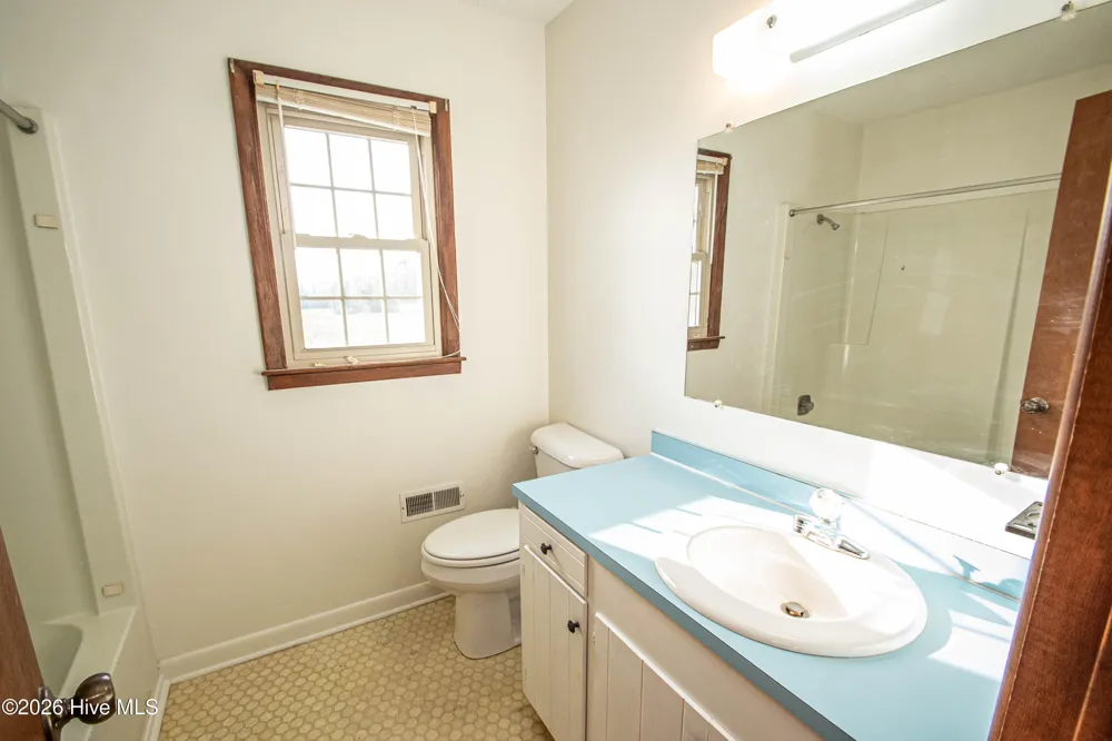 8564 S Nc 41 Highway Wallace, NC 28466