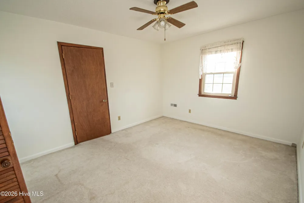 8564 S Nc 41 Highway Wallace, NC 28466