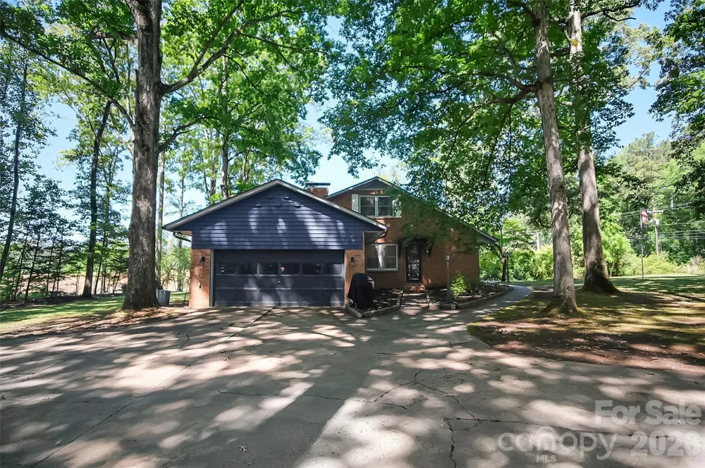 808 Old Mt Holly Road Stanley, NC 28164