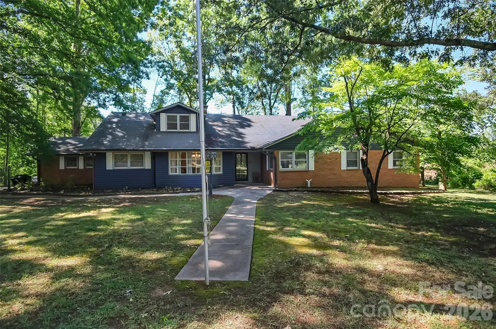 808 Old Mt Holly Road Stanley, NC 28164
