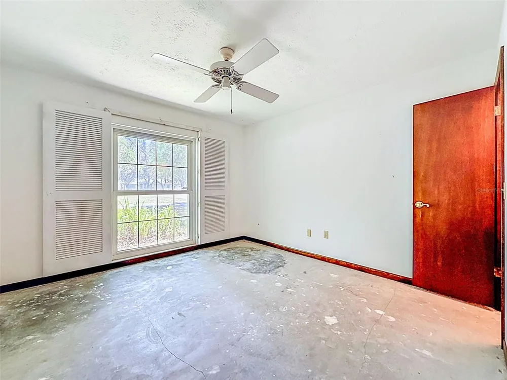18202 OAKDALE RD Odessa, FL 33556