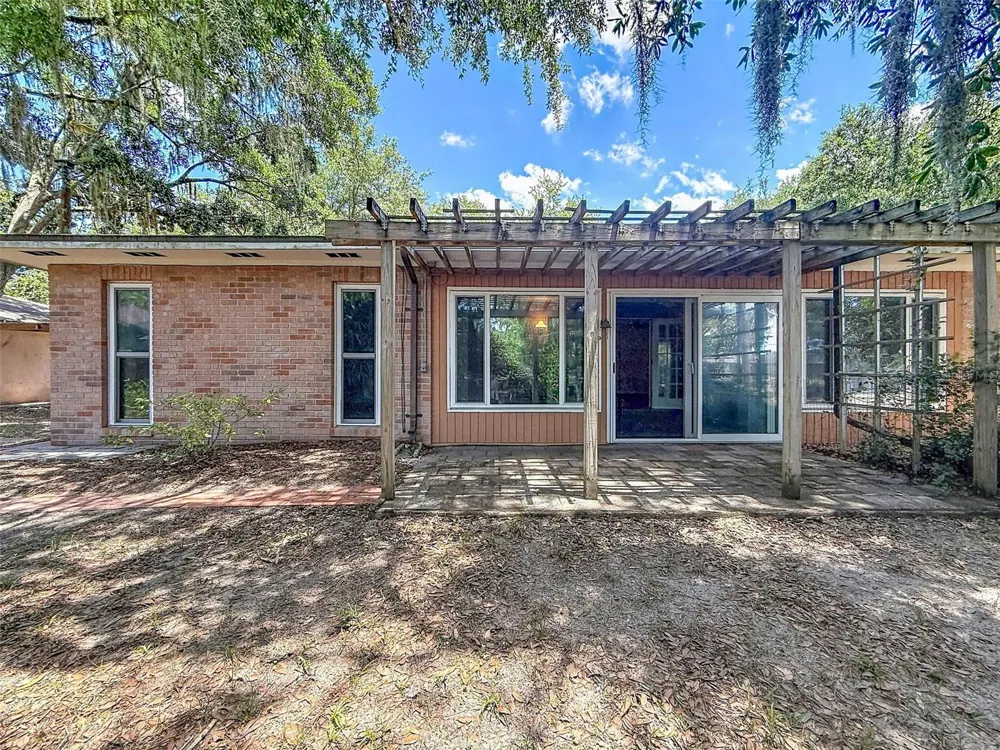 18202 OAKDALE RD Odessa, FL 33556
