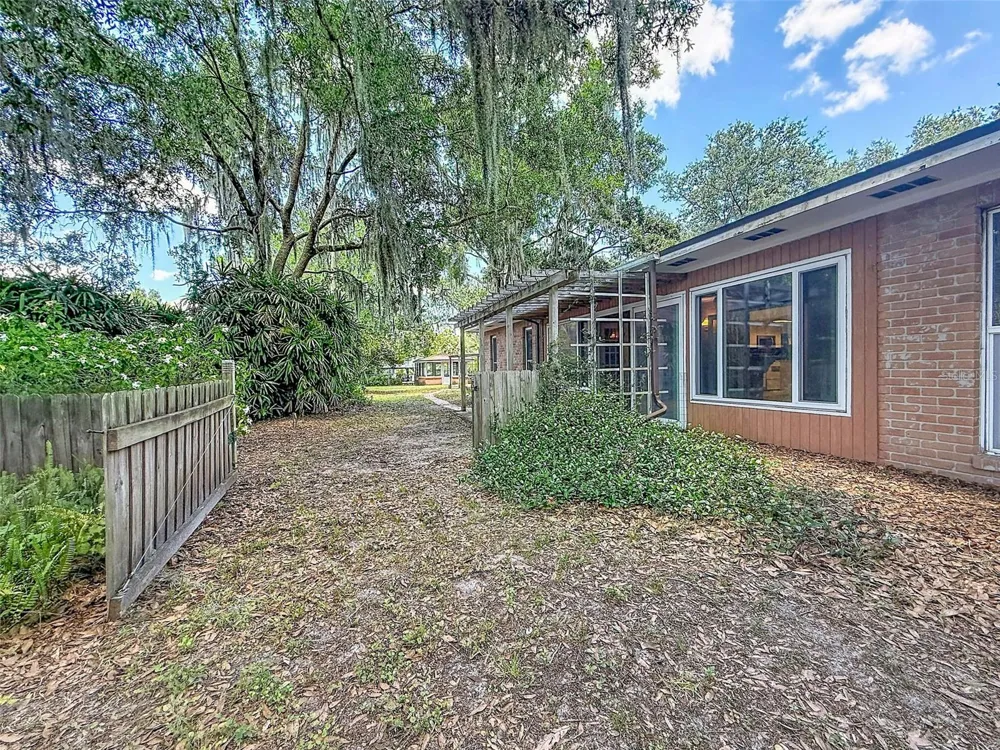 18202 OAKDALE RD Odessa, FL 33556
