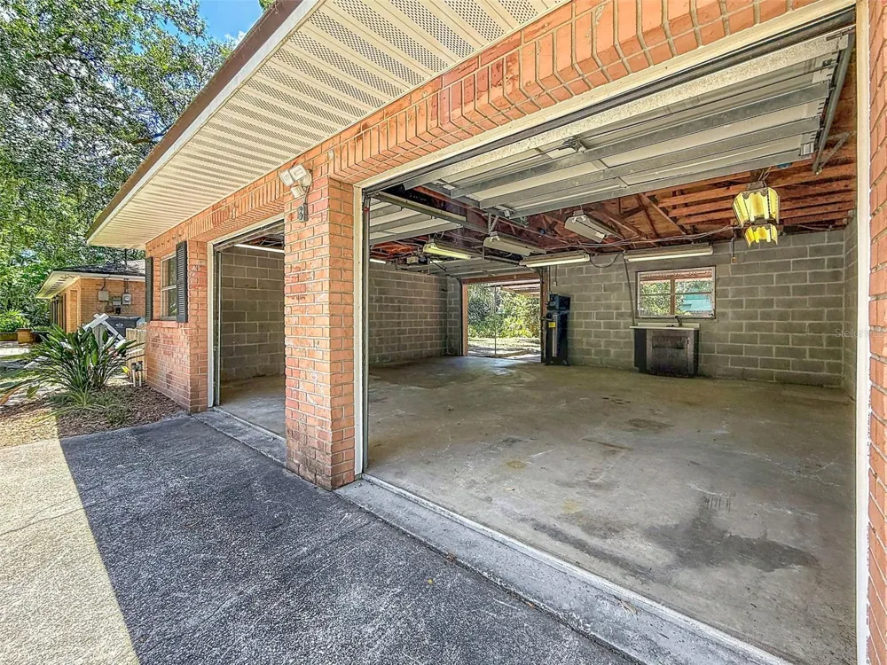 18202 OAKDALE RD Odessa, FL 33556