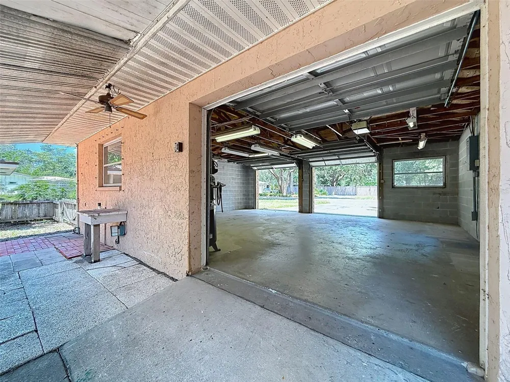 18202 OAKDALE RD Odessa, FL 33556