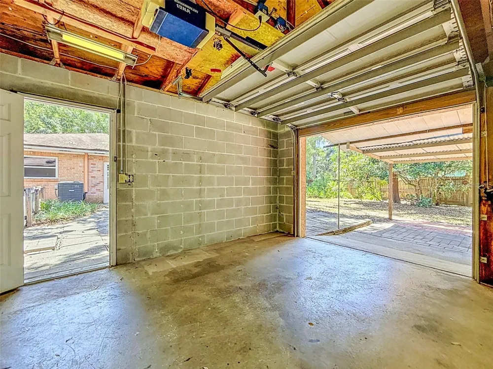 18202 OAKDALE RD Odessa, FL 33556