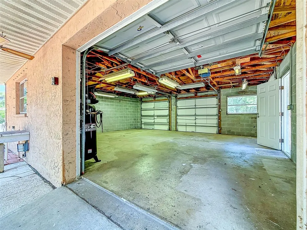 18202 OAKDALE RD Odessa, FL 33556