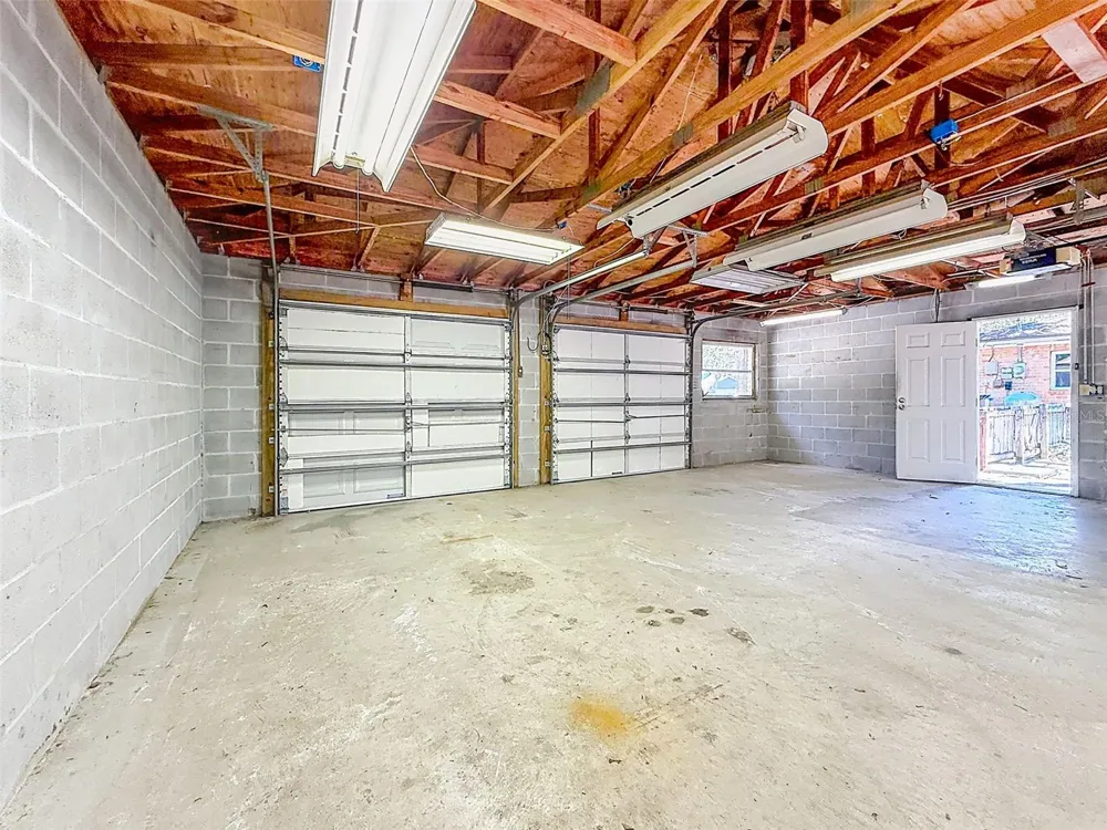 18202 OAKDALE RD Odessa, FL 33556