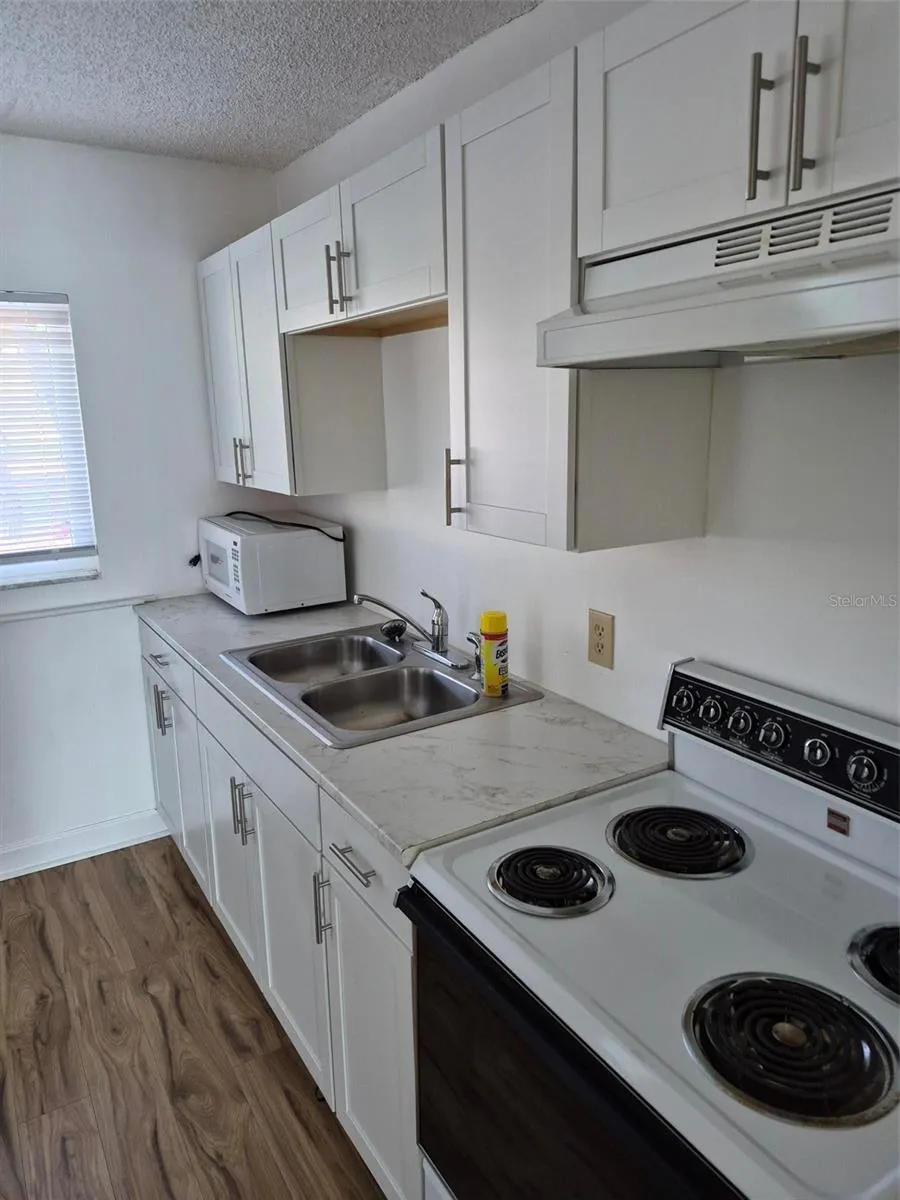 1505 PASS A GRILLE WAY #17 St Pete Beach, FL 33706
