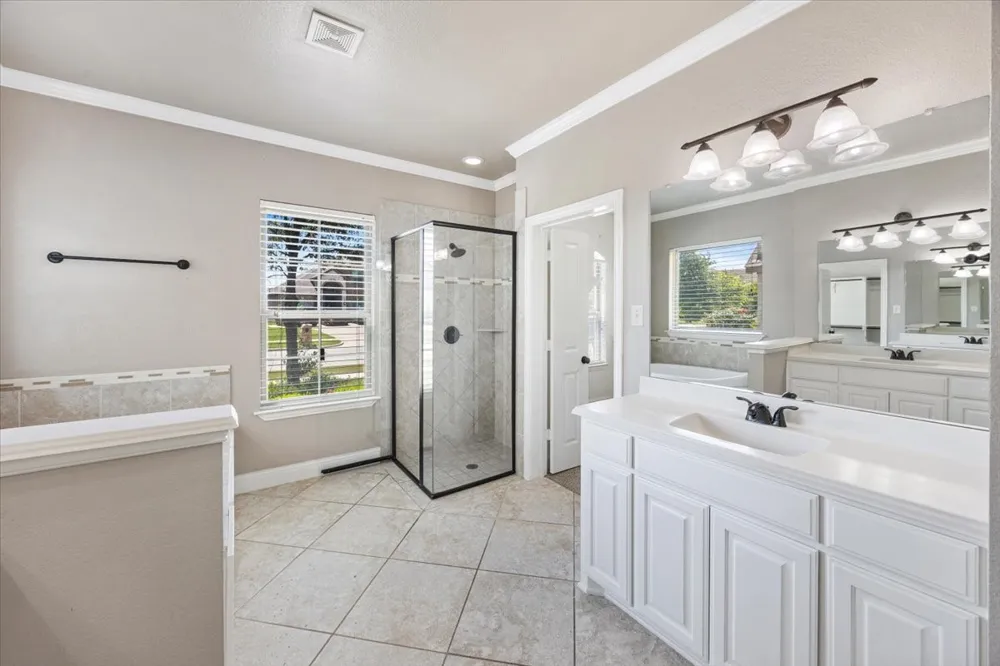 134 Pinewood Avenue Red Oak, TX 75154