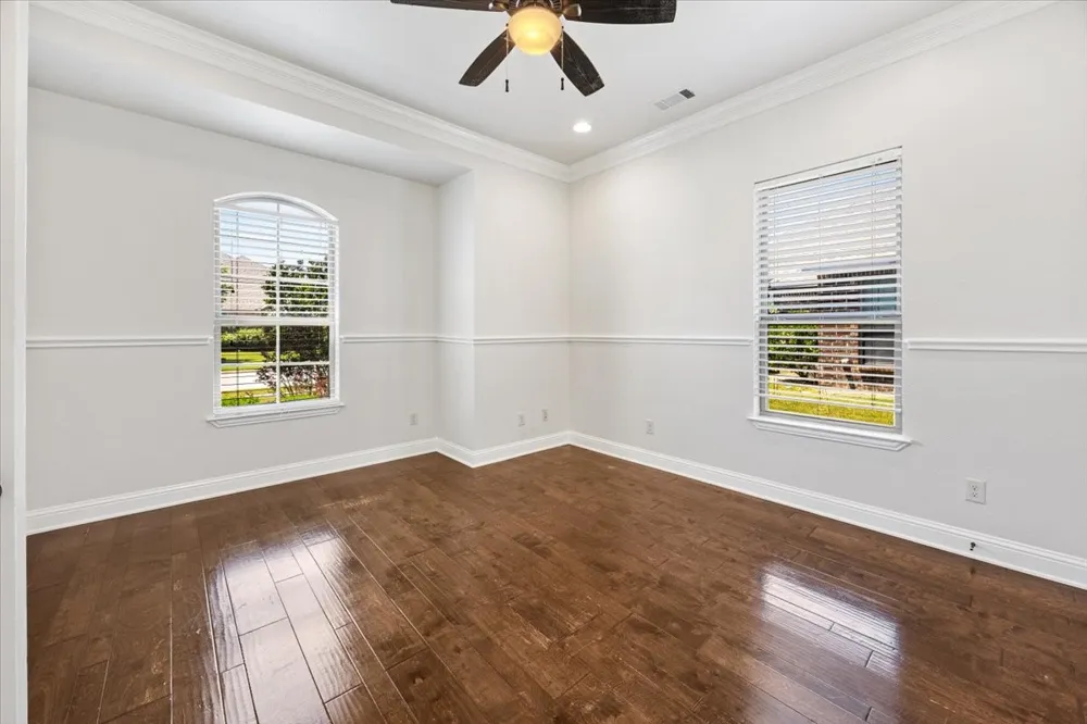 134 Pinewood Avenue Red Oak, TX 75154