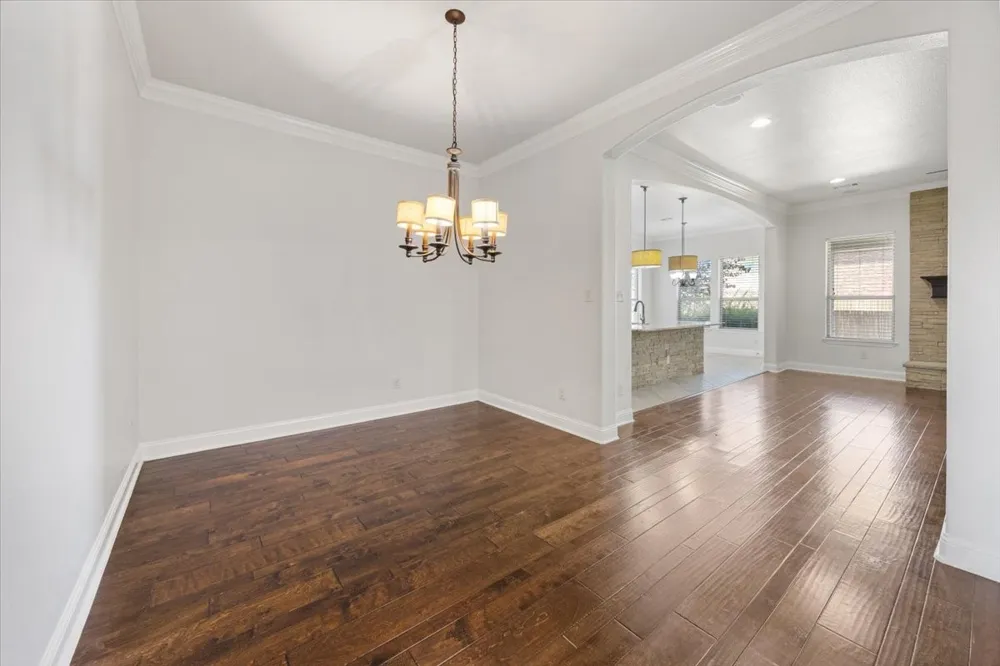 134 Pinewood Avenue Red Oak, TX 75154