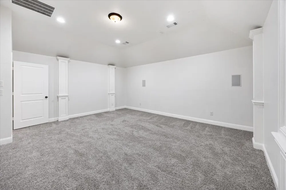 134 Pinewood Avenue Red Oak, TX 75154