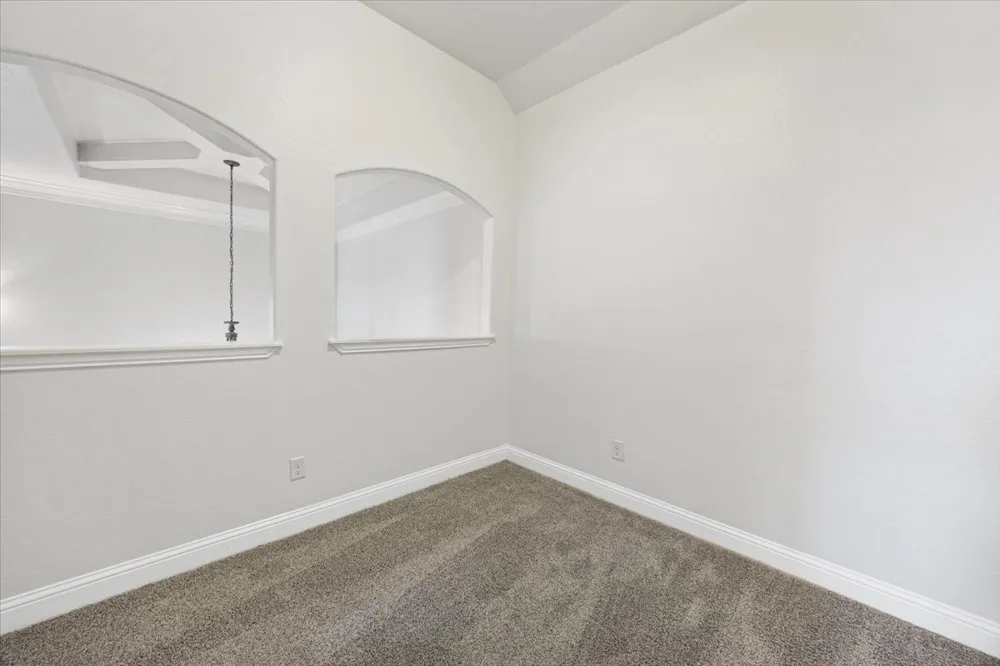 134 Pinewood Avenue Red Oak, TX 75154