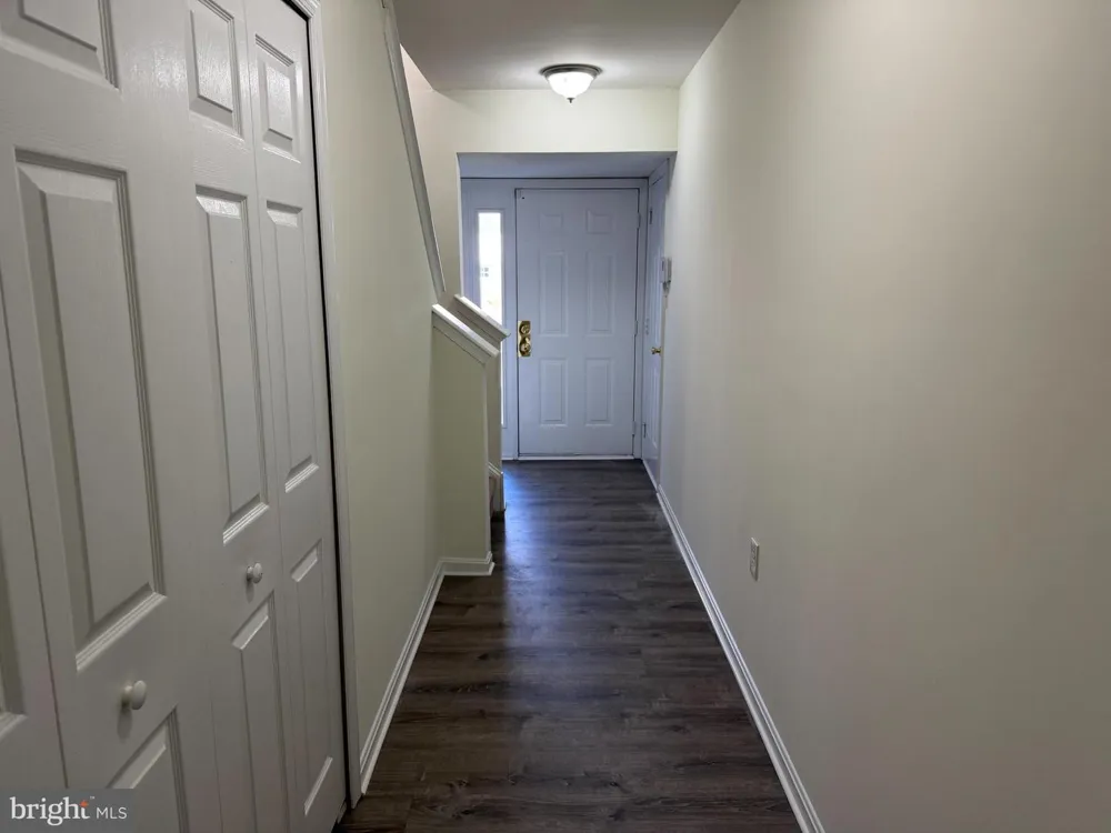 99 HIGHLAND CIRCLE Newark, DE 19713
