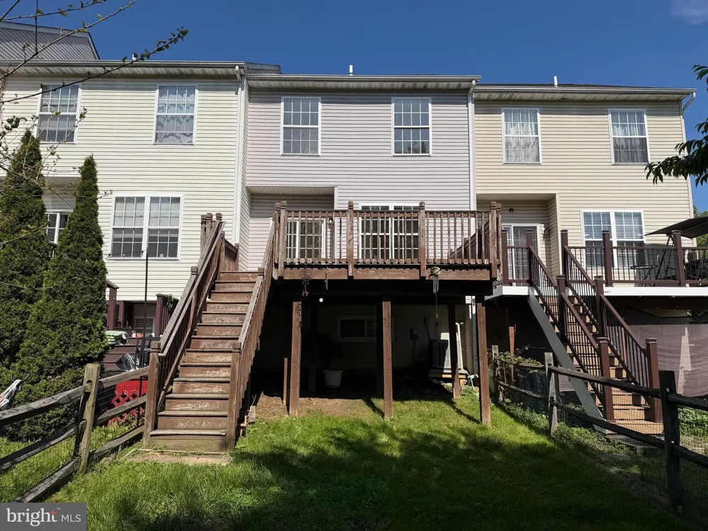 99 HIGHLAND CIRCLE Newark, DE 19713
