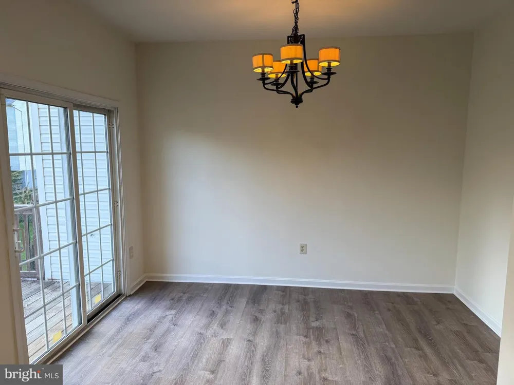 99 HIGHLAND CIRCLE Newark, DE 19713