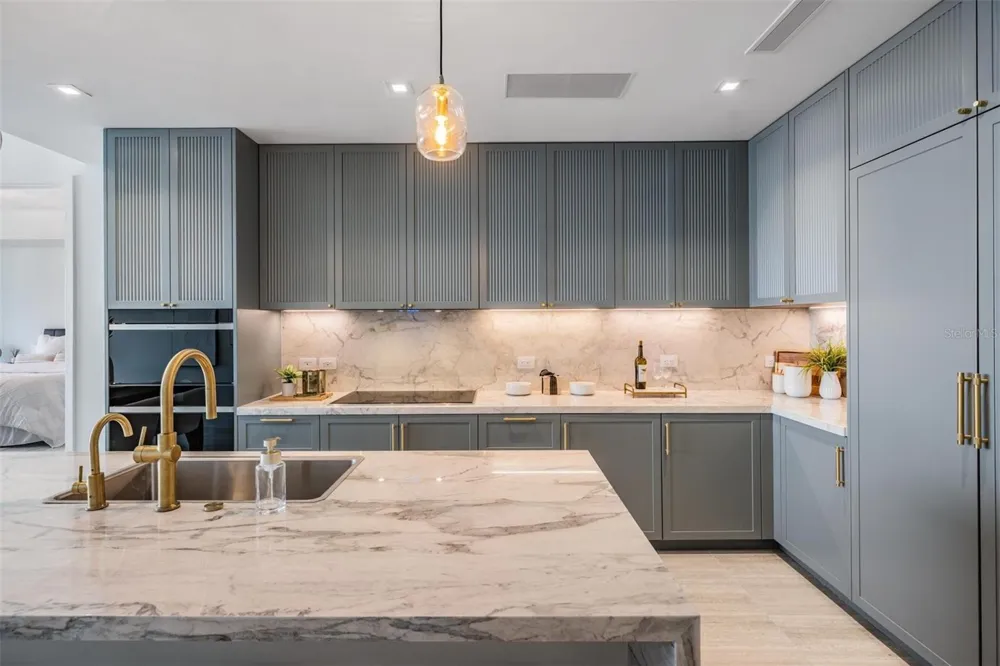 3015 S YSABELLA AVENUE #2003 Tampa, FL 33629
