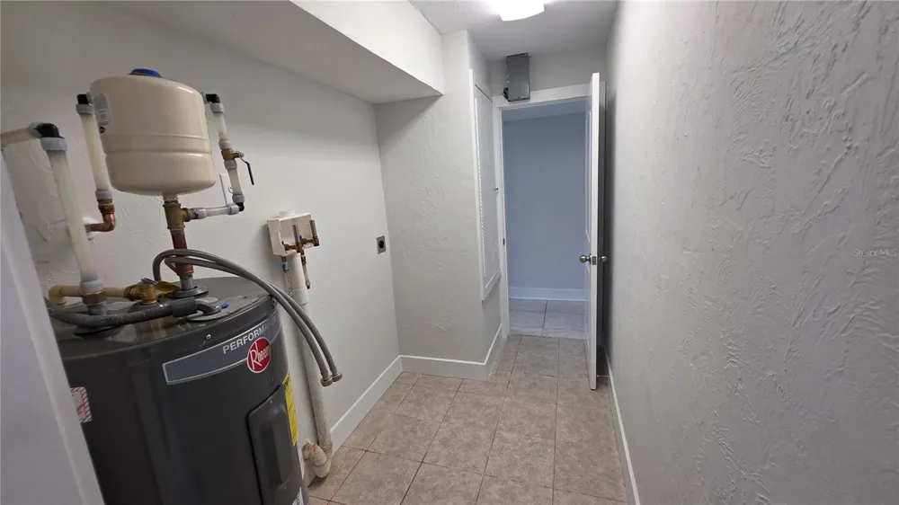 3167 IRVING STREET Sarasota, FL 34237