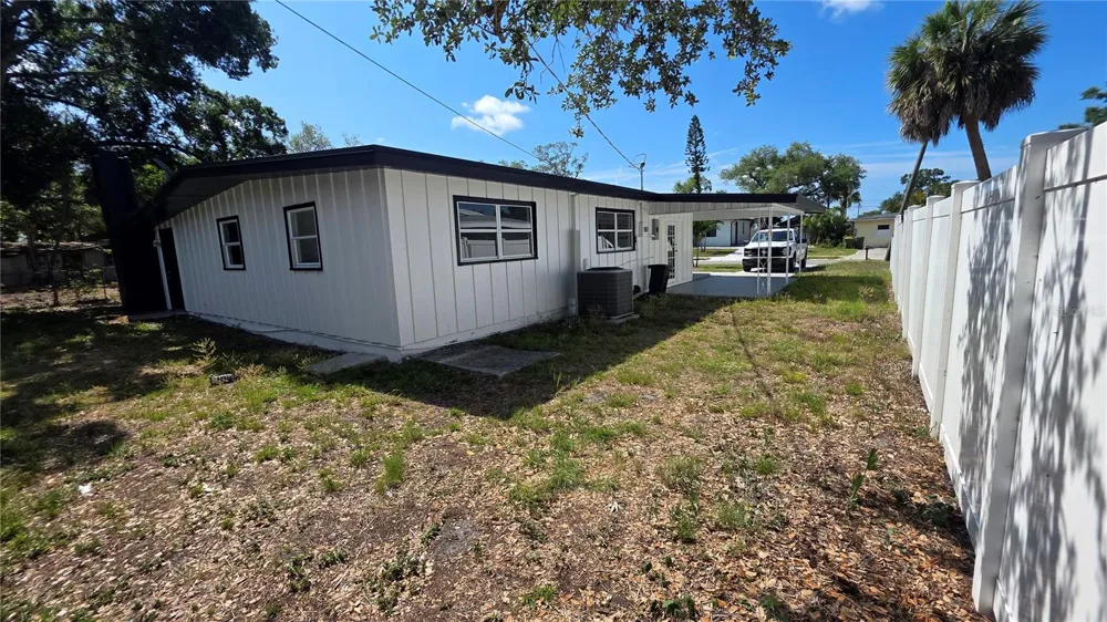 3167 IRVING STREET Sarasota, FL 34237